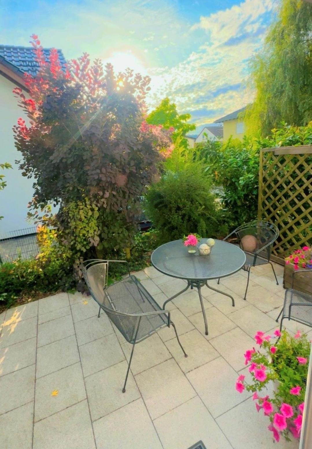 Apartament Idyllische Ferienoase Mit Traumhafter Terrasse Marburg Zewnętrze zdjęcie